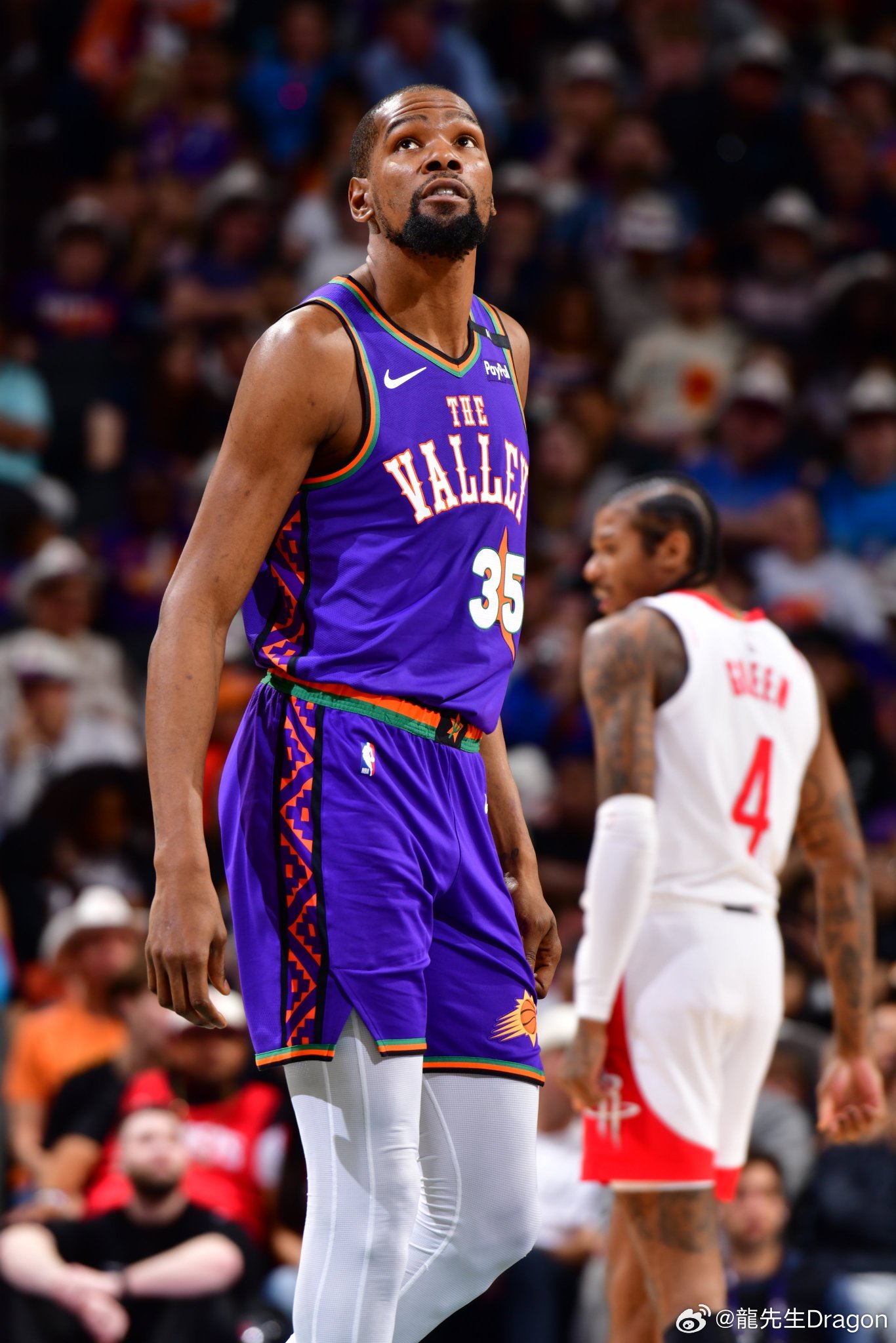 不同于伊萨 不同于伊萨